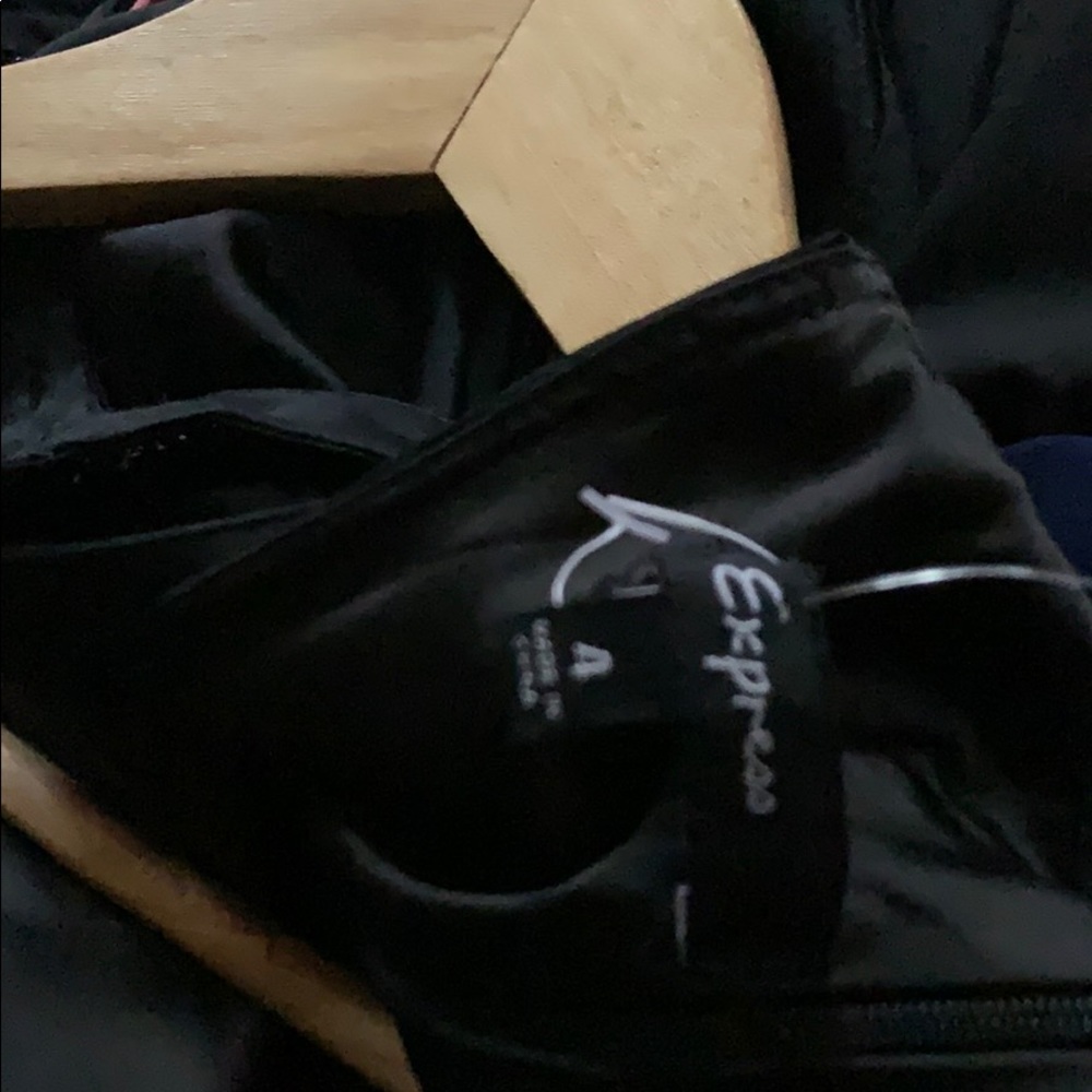 dress - Picture 5 of 5